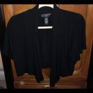 Cable and gauge black shrug